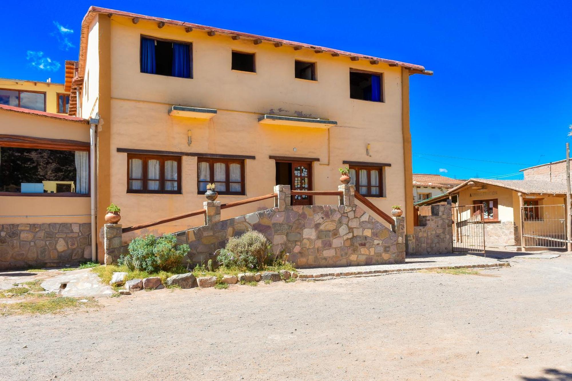 Hotel El Jardin Dante Tilcara Exterior photo